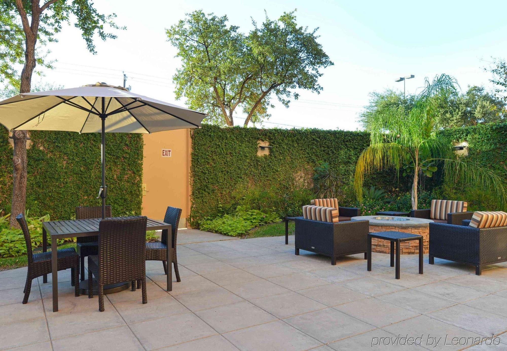 Courtyard Laredo Hotel Eksteriør billede