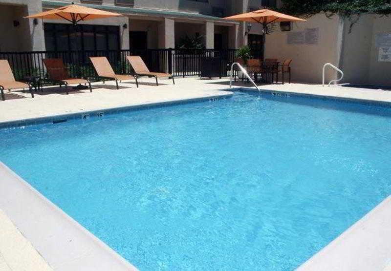 Courtyard Laredo Hotel Faciliteter billede